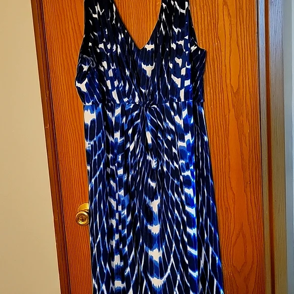 Kate & Mallory | Dresses | Blue And White Tie Dye Maxi Dress | Poshmark